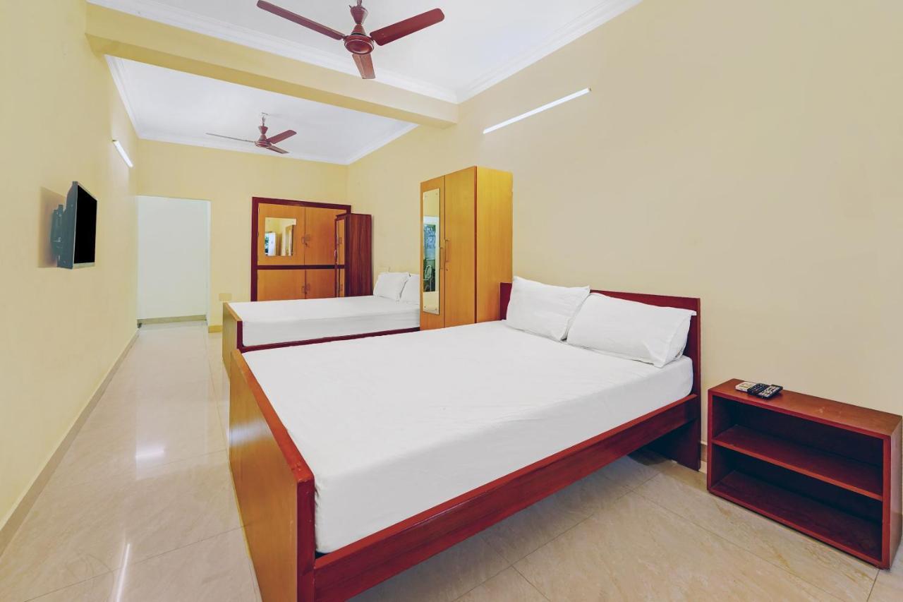 Hotel Yadvik Chennai Extérieur photo