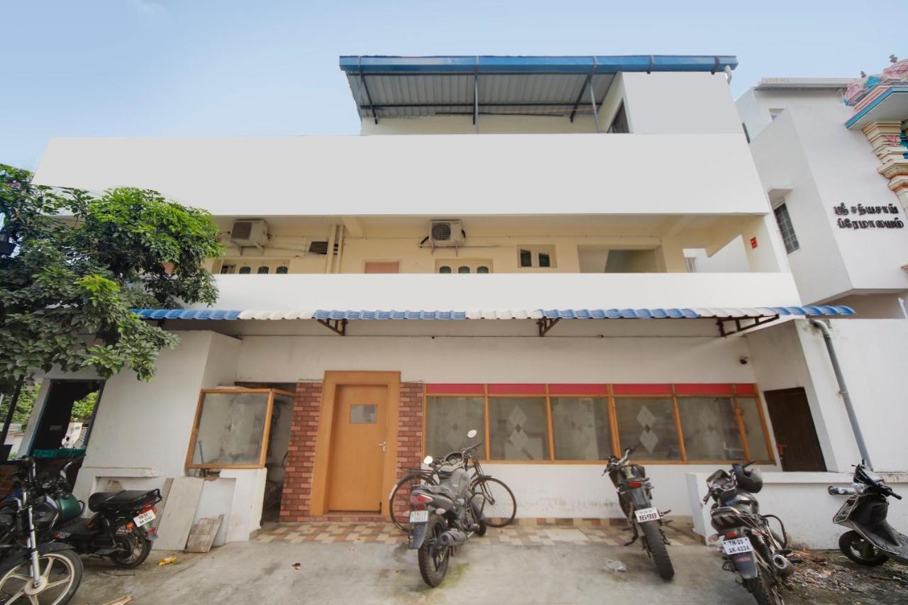 Hotel Yadvik Chennai Extérieur photo