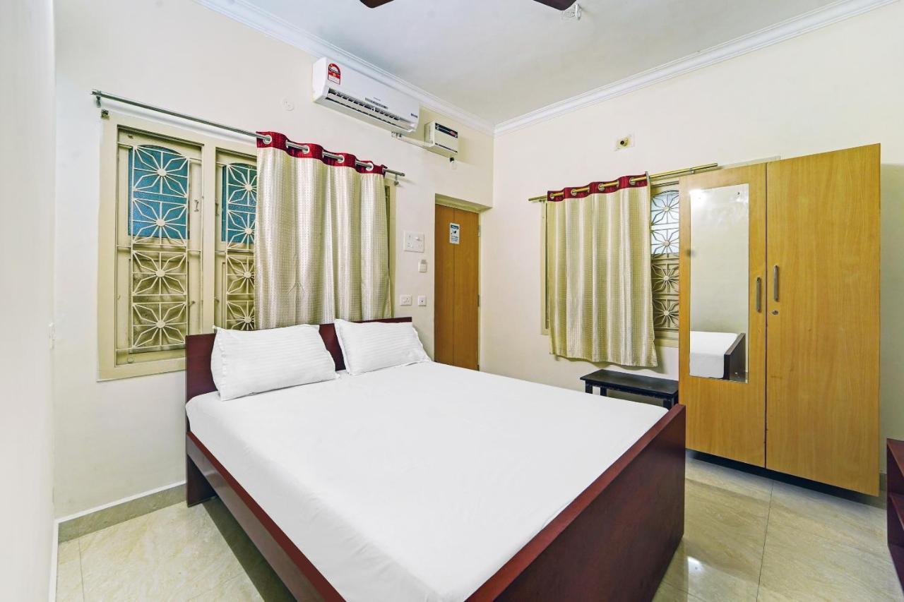 Hotel Yadvik Chennai Extérieur photo